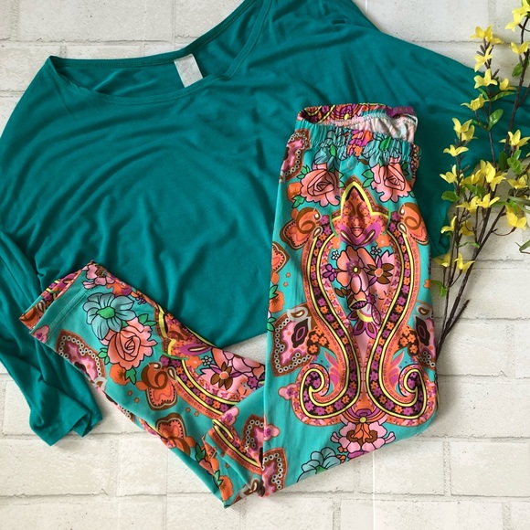 YELETE Floral Print Leggings - Picture 2 of 5